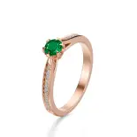 Pierścionek z różowego złota ze szmaragdem AJPZ_078